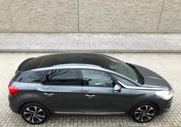 Citroen DS5 cena 54999 przebieg: 169000, rok produkcji 2015 z Głowno małe 631